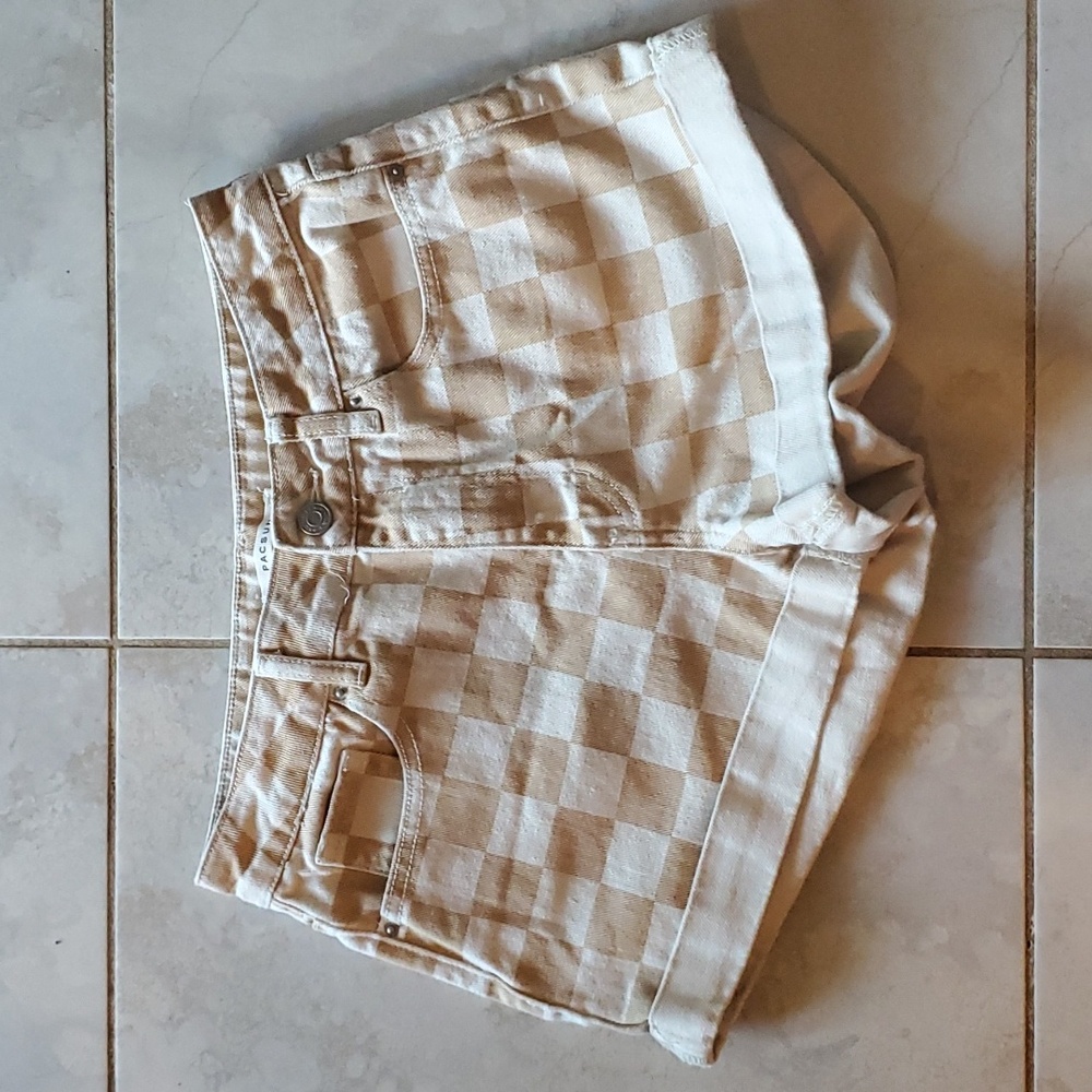 PacSun Beige and White Checkerboard Jean Shorts